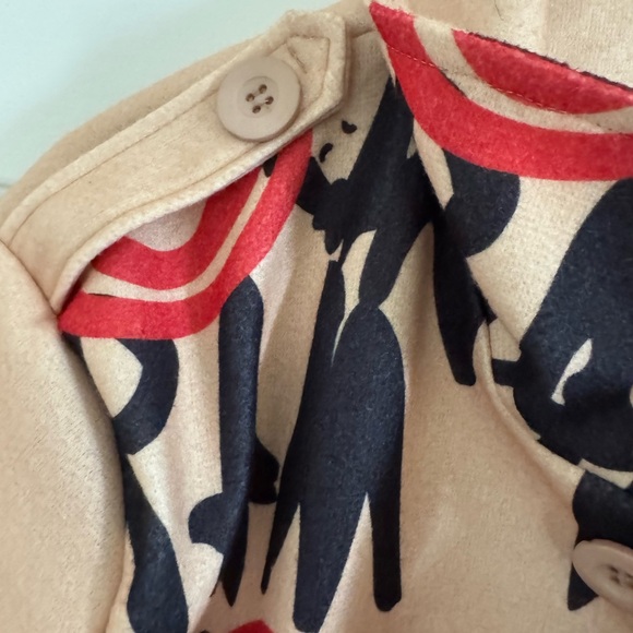 Unbranded Women’s Coat . Fun Contemporary design. Size M. Excellent condition! - Picture 8 of 9